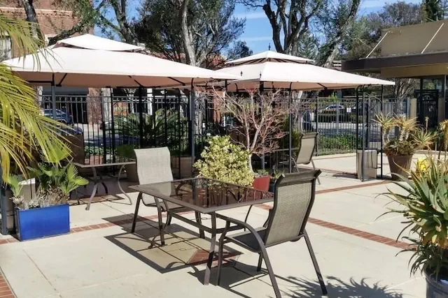 Photo 1 - Los Gatos Garden Inn Hotel