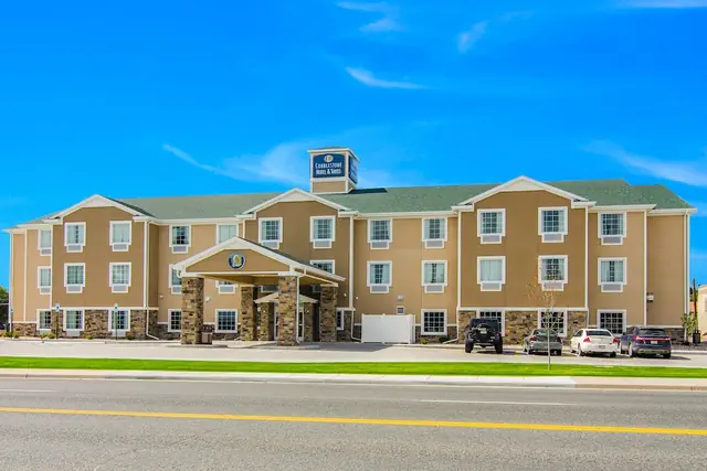 Photo 1 - Cobblestone Hotel and Suites Torrington