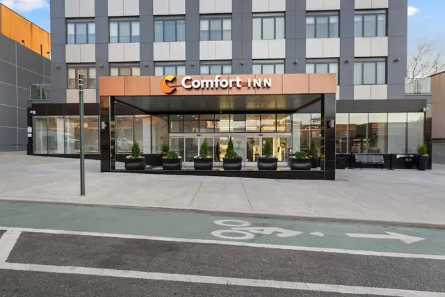 Photo 1 - Comfort Inn Prospect Park - Brooklyn