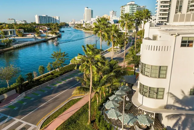 Photo 1 - Hotel Trouvail Miami Beach