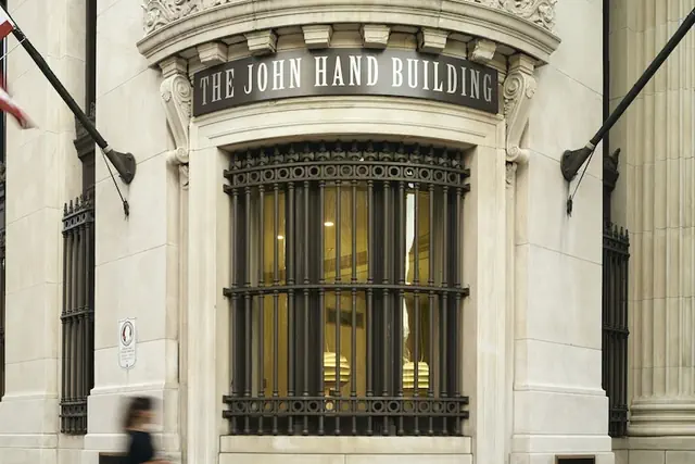 Photo 1 - John Hand Club Hotel