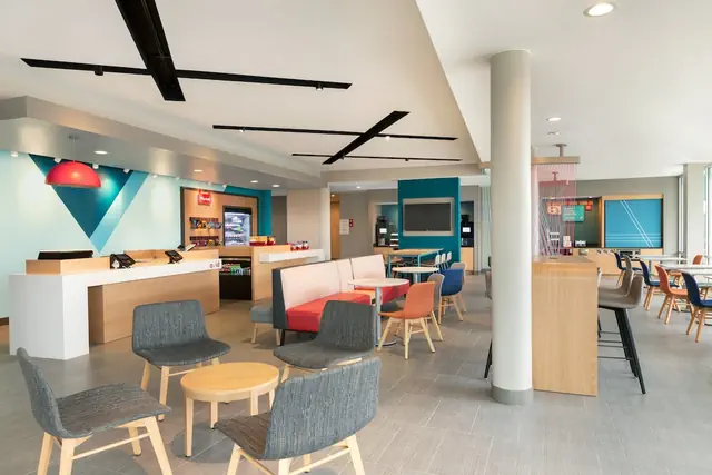 Photo 1 - avid hotel Oklahoma City Airport by IHG