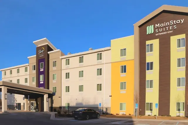 Photo 1 - MainStay Suites Great Falls Airport