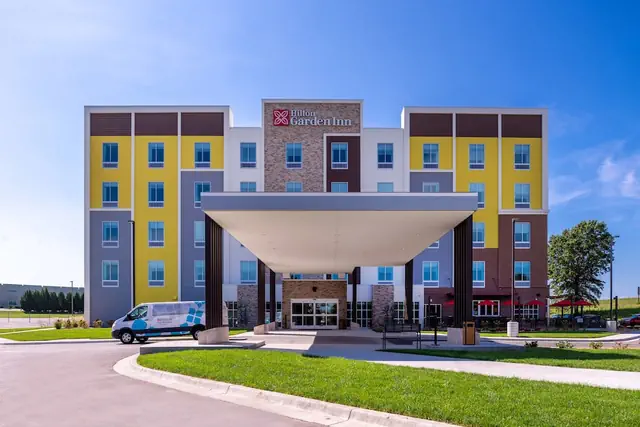 Photo 1 - Hilton Garden Inn Kansas City Airport
