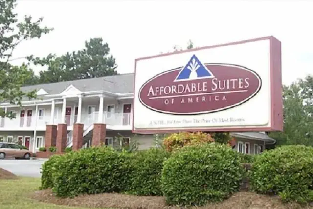Photo 1 - Affordable Suites Shelby