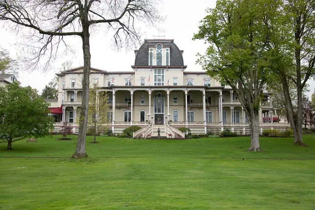 Photo 1 - Athenaeum Hotel