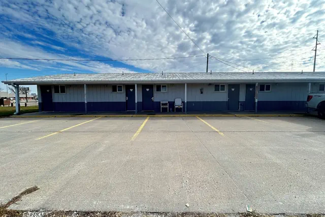 Photo 1 - Gateaway Motel Broken Bow NE