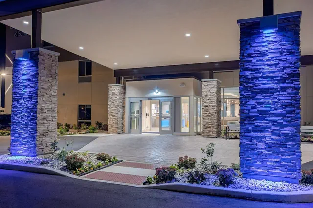 Photo 1 - Holiday Inn Express & Suites Elkhart North by IHG
