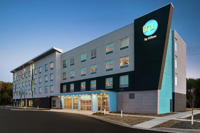 Photo 1 - Tru by Hilton Duluth Mall Area
