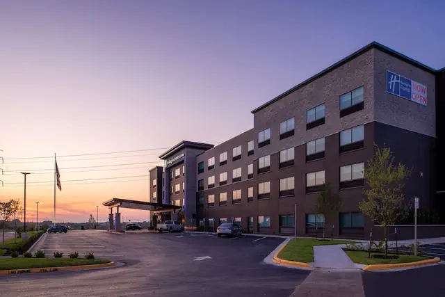 Photo 1 - Holiday Inn Express & Suites Olathe West by IHG