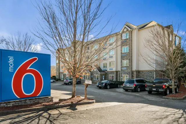Photo 1 - Motel 6-Canton, GA
