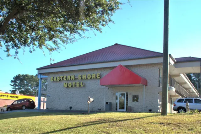 Photo 1 - Eastern Shore Motel