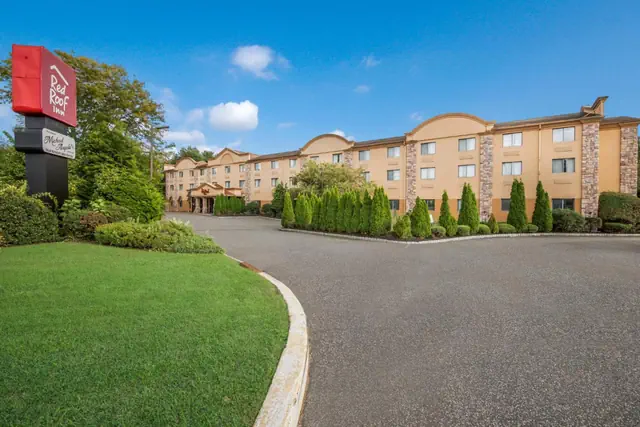 Photo 1 - Red Roof Inn Fairfield