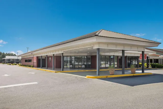 Photo 1 - Econo Lodge Vidalia