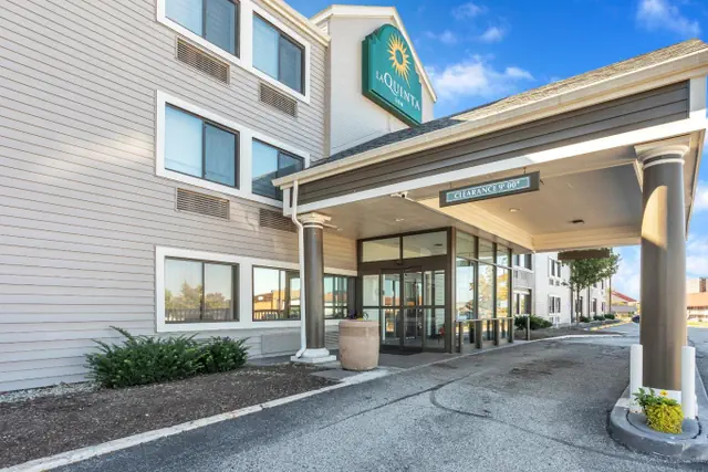 Photo 1 - La Quinta Inn by Wyndham Cleveland Independence