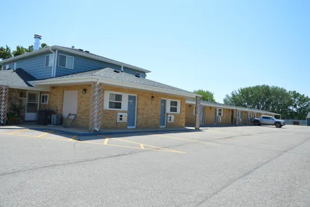 Photo 1 - Americas Best Value Inn Suburban