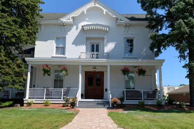 Photo 1 - Pert House