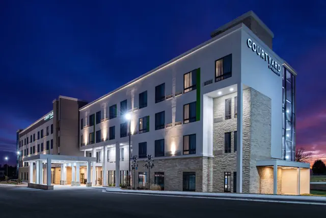 Photo 1 - Courtyard Kansas City Olathe