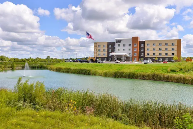 Photo 1 - Fairfield Inn & Suites by Marriott Warrensburg