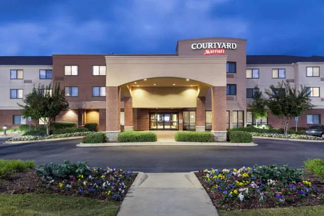Photo 1 - Courtyard by Marriott Birmingham Trussville