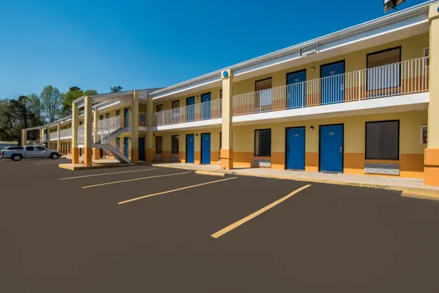 Photo 1 - Rodeway Inn Augusta West - Fort Gordon