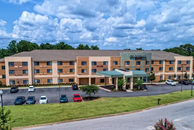 Photo 1 - Courtyard by Marriott Troy