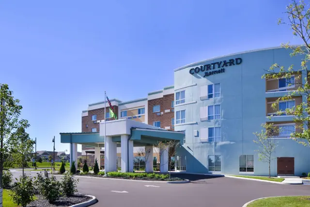 Photo 1 - Courtyard by Marriott Columbus Grove City