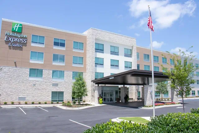 Photo 1 - Holiday Inn Express & Suites Tuscaloosa East by IHG