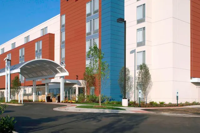 Photo 1 - SpringHill Suites by Marriott Chicago Waukegan/Gurnee