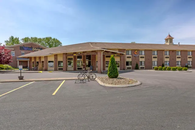 Photo 1 - Comfort Inn Mount Vernon Downtown