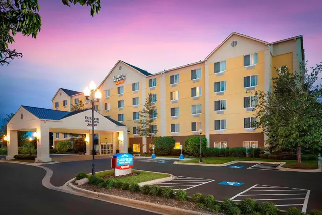 Photo 1 - Fairfield Inn & Suites Chicago Midway Airport