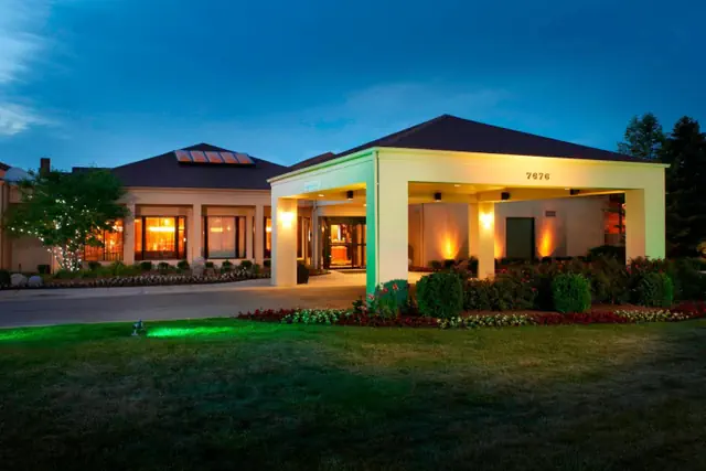 Photo 1 - Courtyard by Marriott Rockford