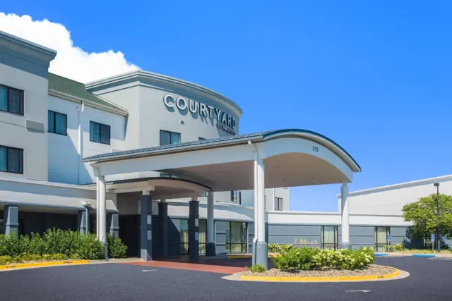 Photo 1 - Sonesta Essential Junction City