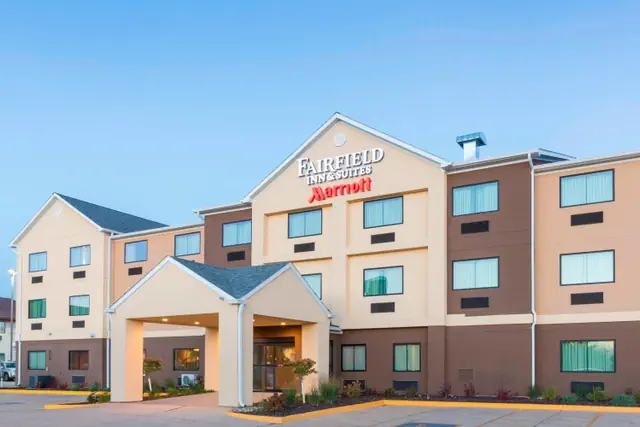 Photo 1 - Fairfield Inn & Suites by Marriott Galesburg