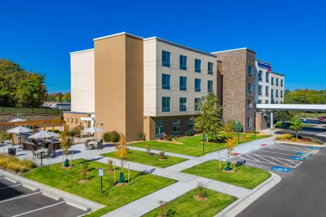 Photo 1 - Fairfield Inn & Suites by Marriott Leavenworth
