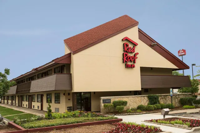 Photo 1 - Red Roof Inn Chicago - Joliet