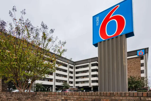 Photo 1 - Motel 6-Columbus, GA - Downtown