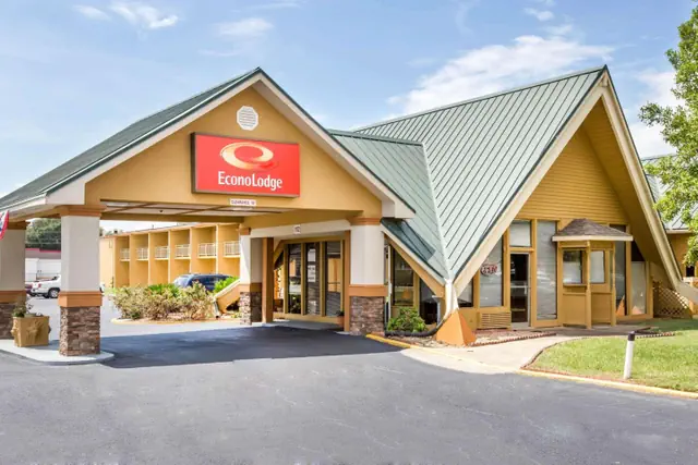 Photo 1 - Perry Inn & Suites National Fairground I 75