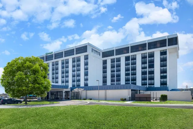 Photo 1 - Holiday Inn Chicago O'Hare - Rosemont by IHG