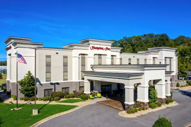 Photo 1 - Hampton Inn Van Buren