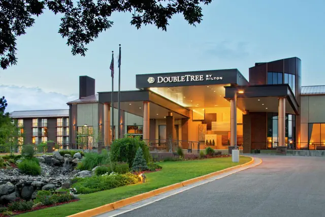 Photo 1 - DoubleTree by Hilton Denver Tech