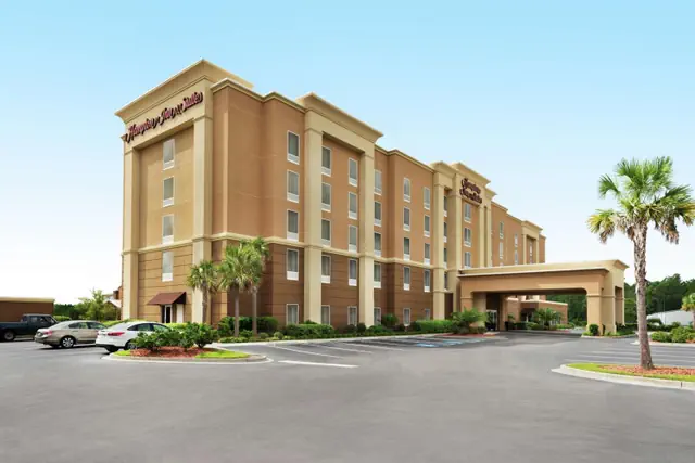 Photo 1 - Hampton Inn & Suites Brunswick