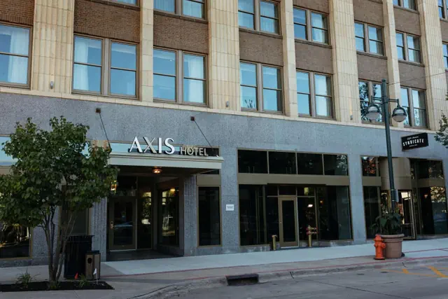 Photo 1 - The Axis Moline Hotel, Tapestry Collection By Hilton