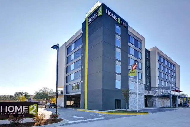 Photo 1 - Home2 Suites By Hilton Savannah Midtown, Ga