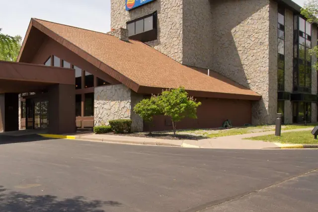 Photo 1 - Comfort Inn & Suites Syracuse-Carrier Circle