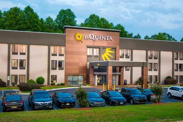 Photo 1 - La Quinta Inn & Suites by Wyndham Fayetteville I-95
