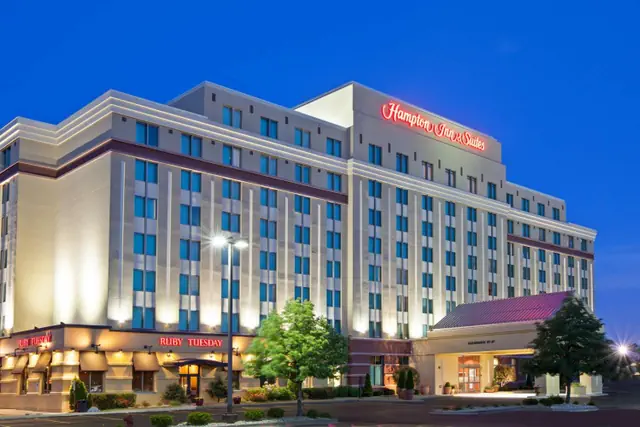Photo 1 - Hampton Inn & Suites Chicago North Shore