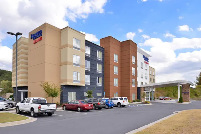 Photo 1 - Fairfield Inn and Suites by Marriott Calhoun