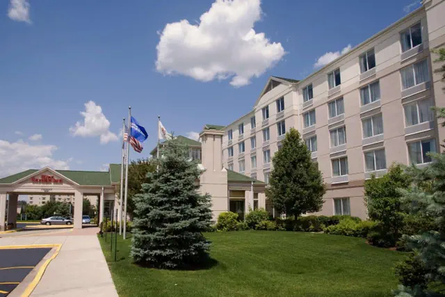 Photo 1 - Hilton Garden Inn Oakbrook Terrace