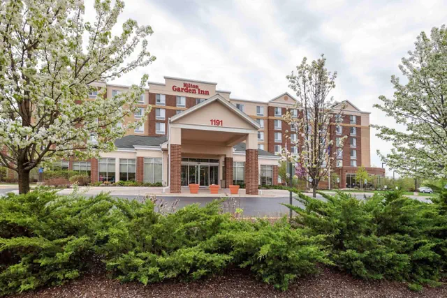 Photo 1 - Hilton Garden Inn Schaumburg